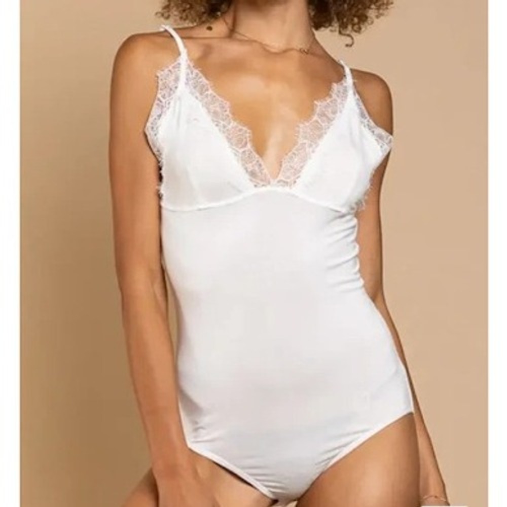 Pol Boutique Lace Bodysuit White Sleeveless Lingerie Snap Romantic Size M New